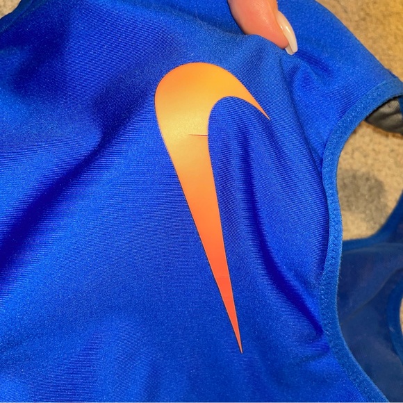Nike Sports Bra - Picture 4 of 4